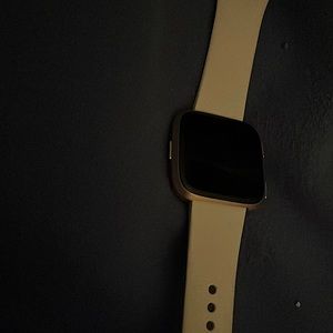Fitbit watch versa 2